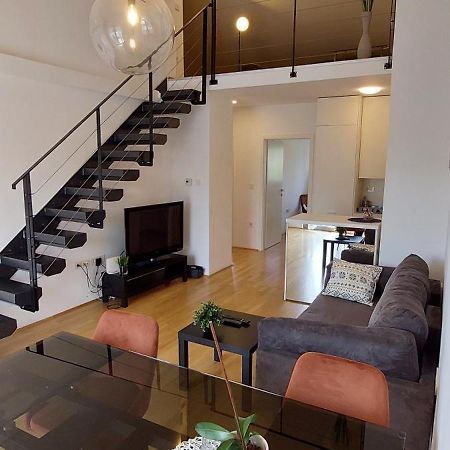 Deluxe Apartment Kristian Whit A Private Parking Рієка Екстер'єр фото